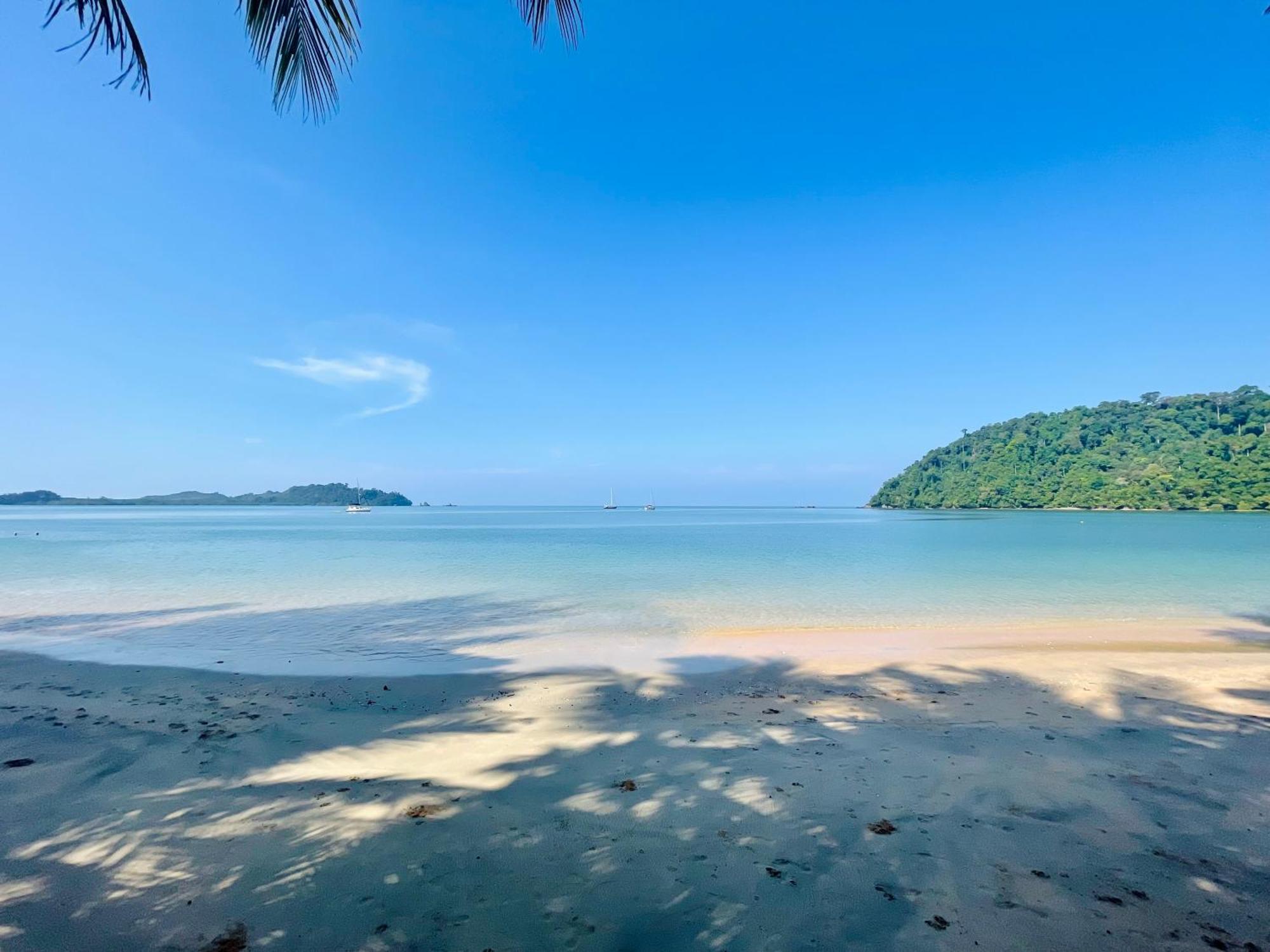 Sunny Cove Beach Resort Koh Phayam Ranong Buitenkant foto