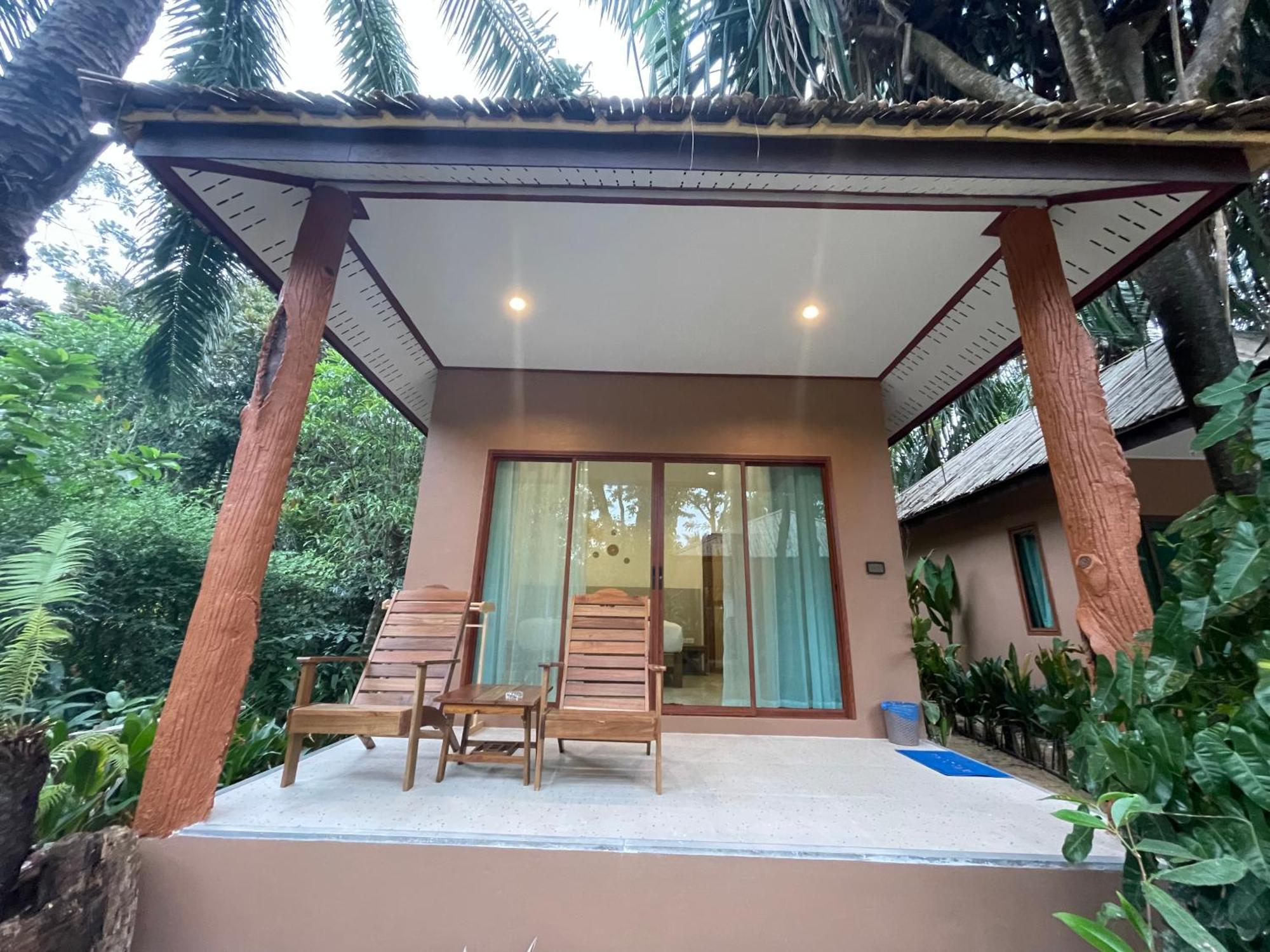 Sunny Cove Beach Resort Koh Phayam Ranong Buitenkant foto