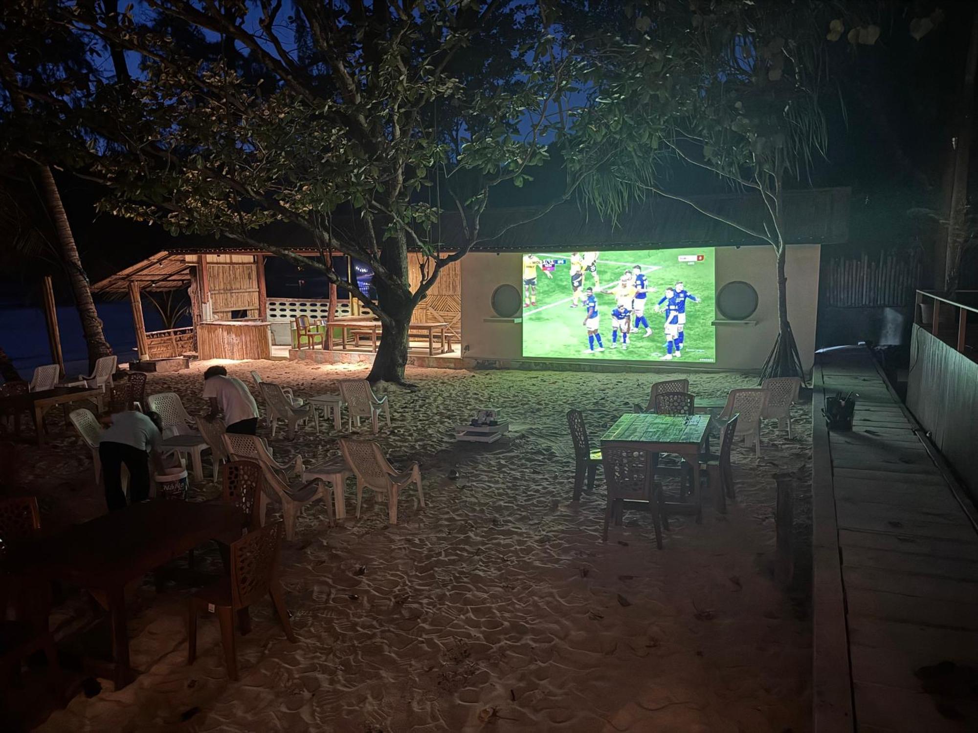 Sunny Cove Beach Resort Koh Phayam Ranong Buitenkant foto