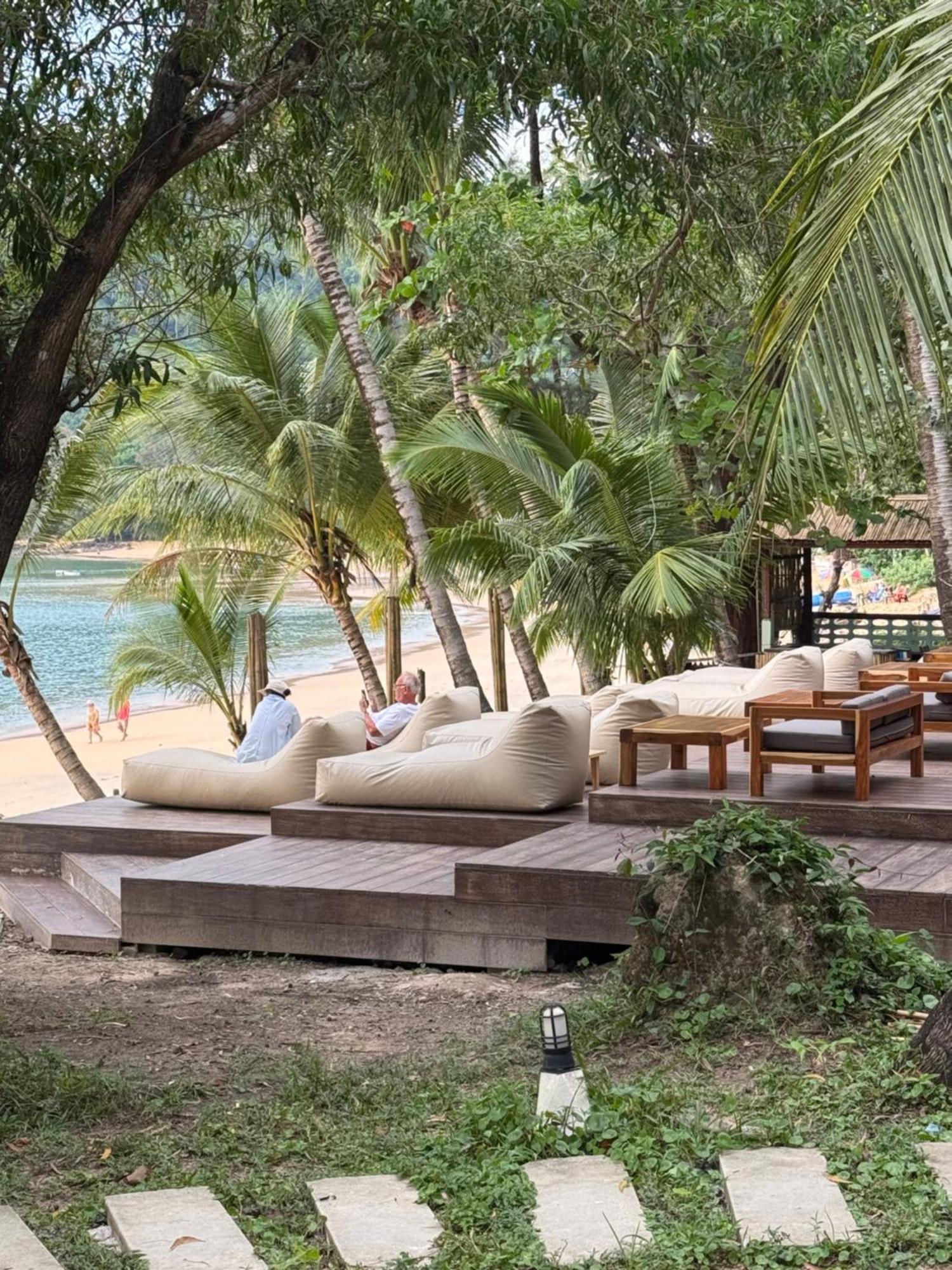 Sunny Cove Beach Resort Koh Phayam Ranong Buitenkant foto