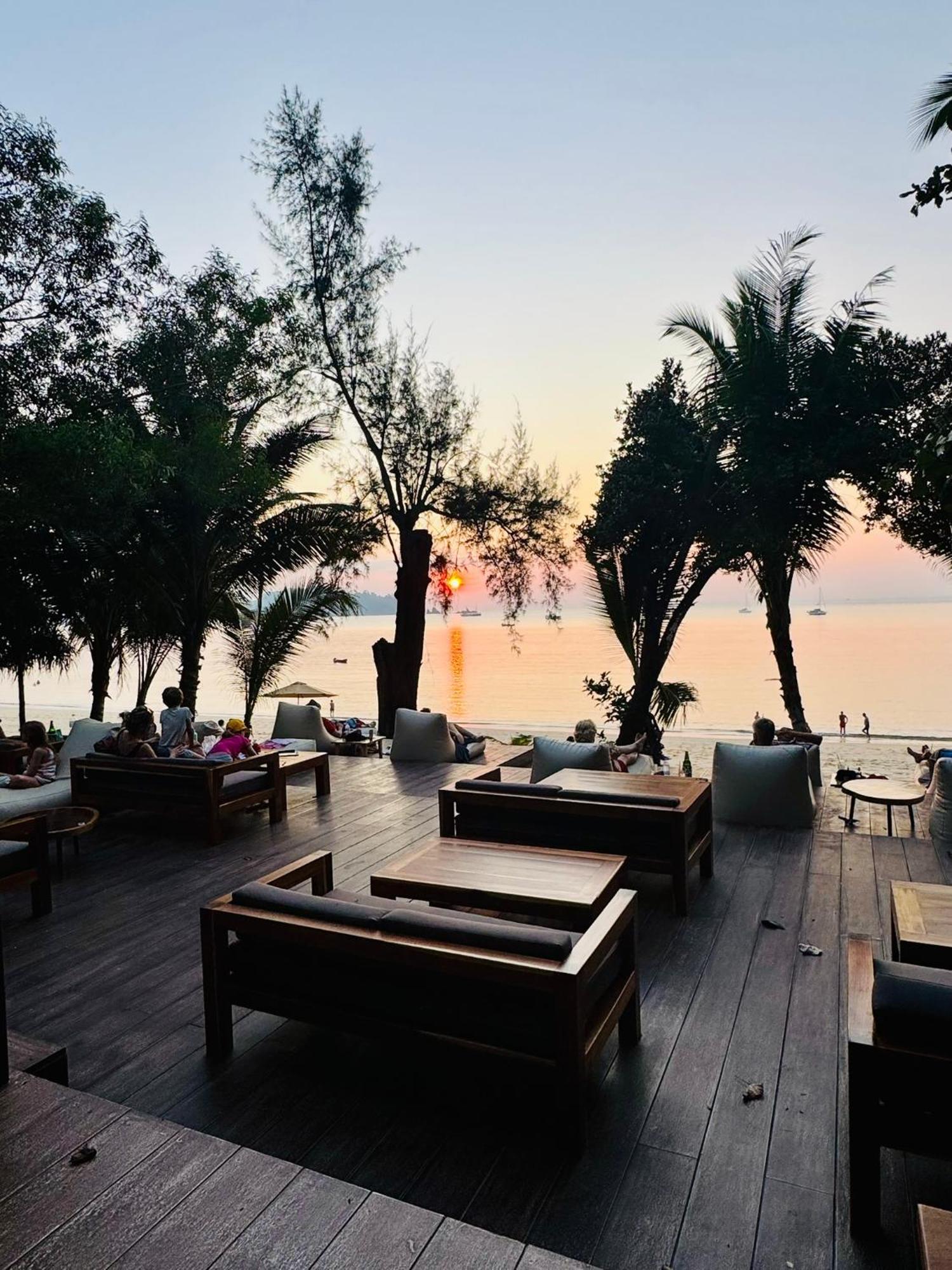 Sunny Cove Beach Resort Koh Phayam Ranong Buitenkant foto