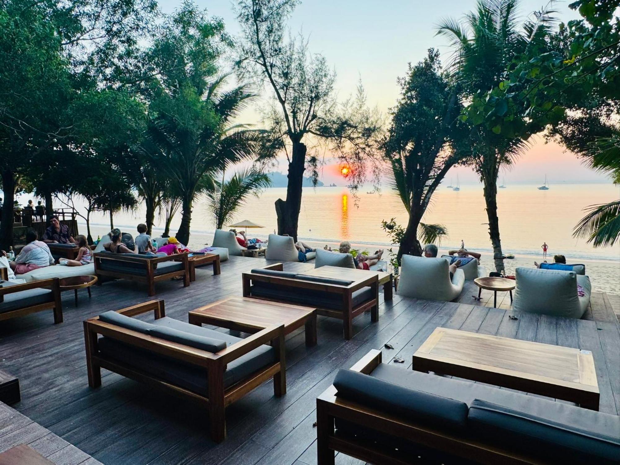 Sunny Cove Beach Resort Koh Phayam Ranong Buitenkant foto