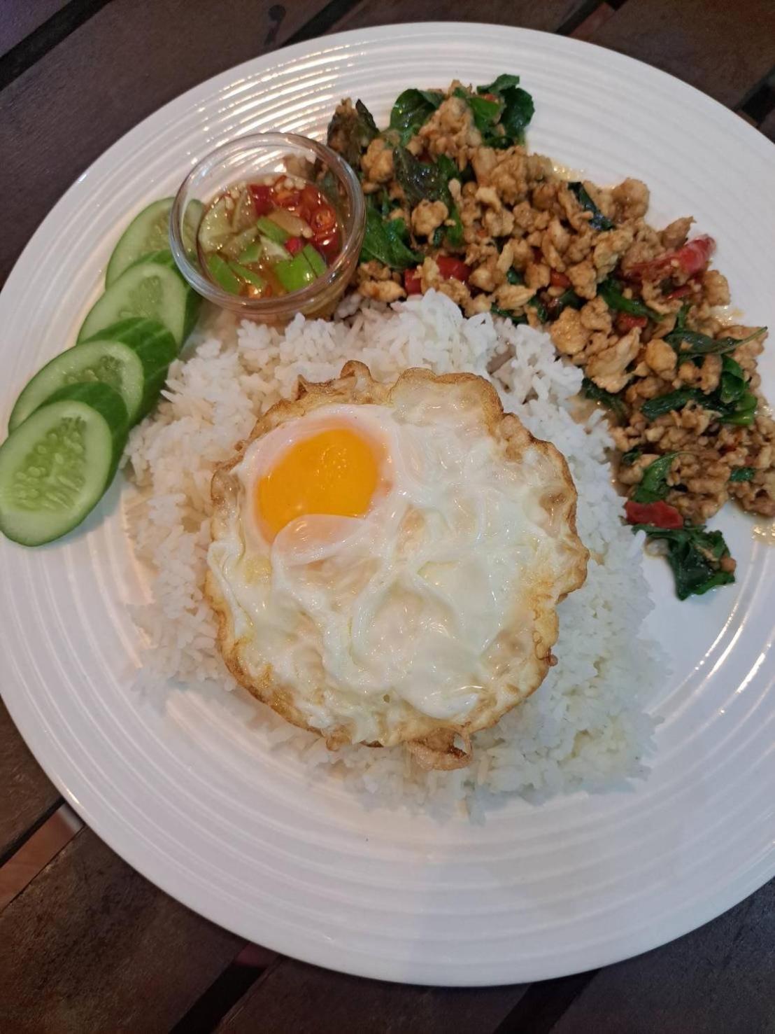 Sunny Cove Beach Resort Koh Phayam Ranong Buitenkant foto